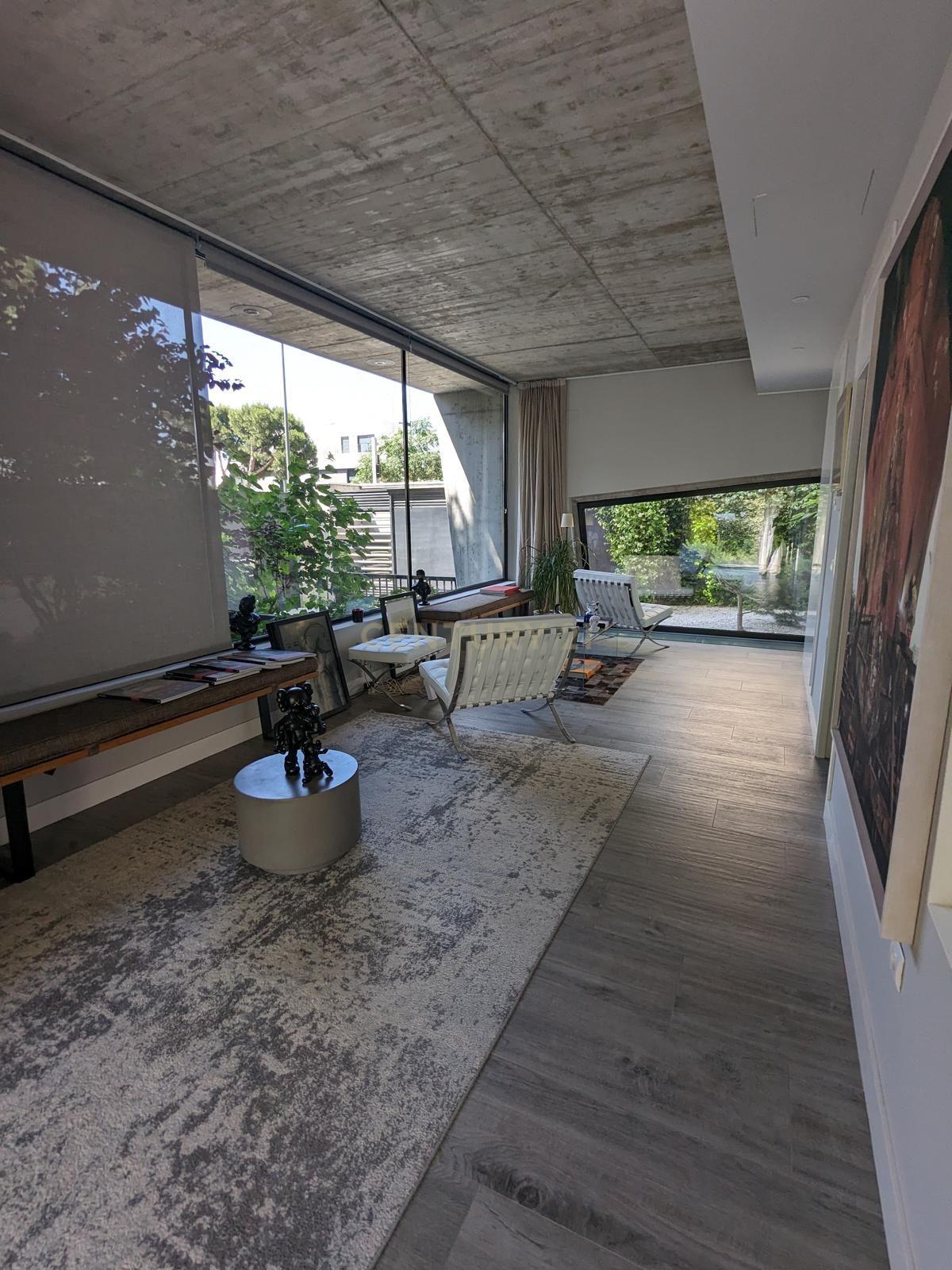 - Image 10