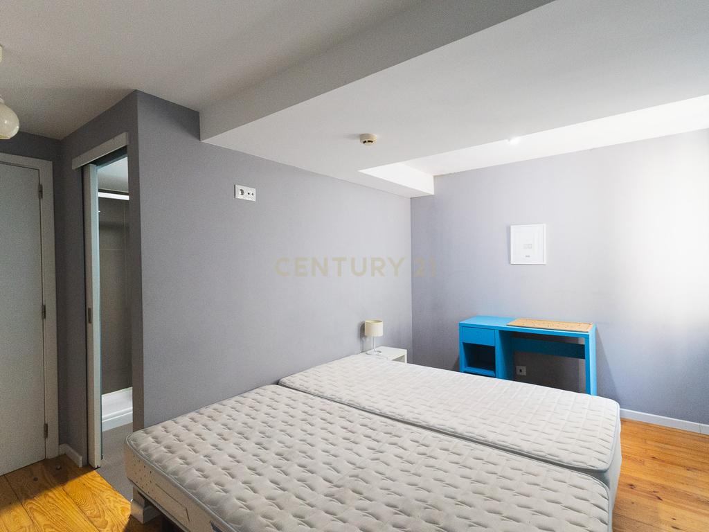 T4 Renovado no Coração da Quebra Costas – Coimbra - Image 24