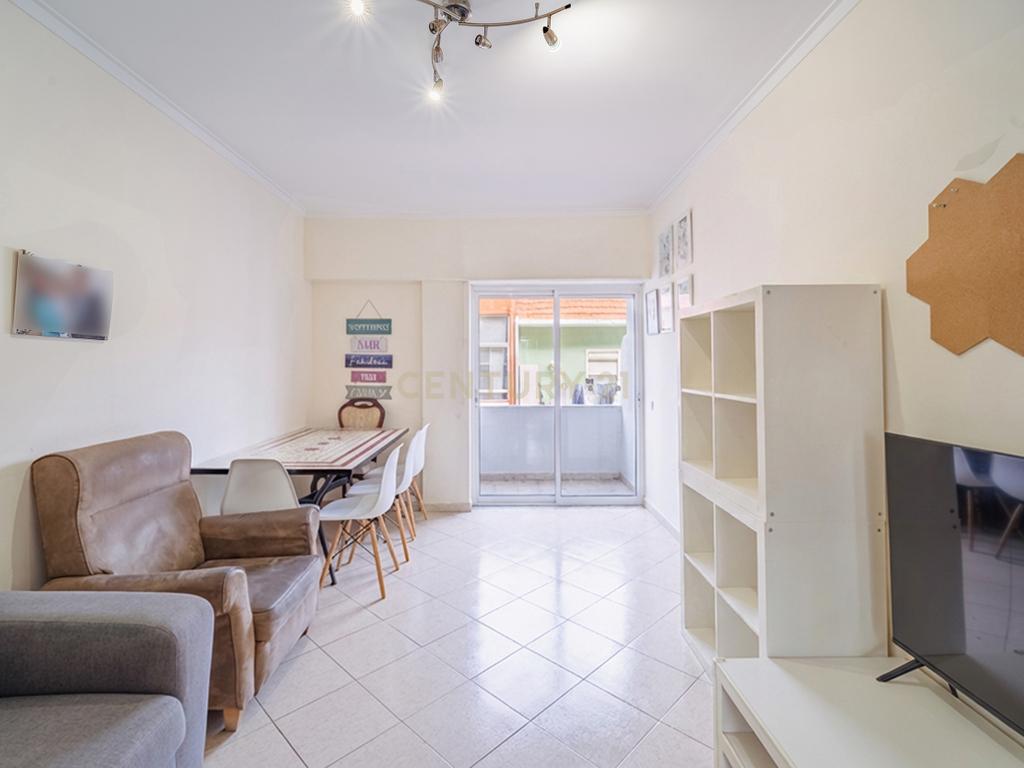 Apartamento T2 em Cacilhas – Excelente Localização - Image 4