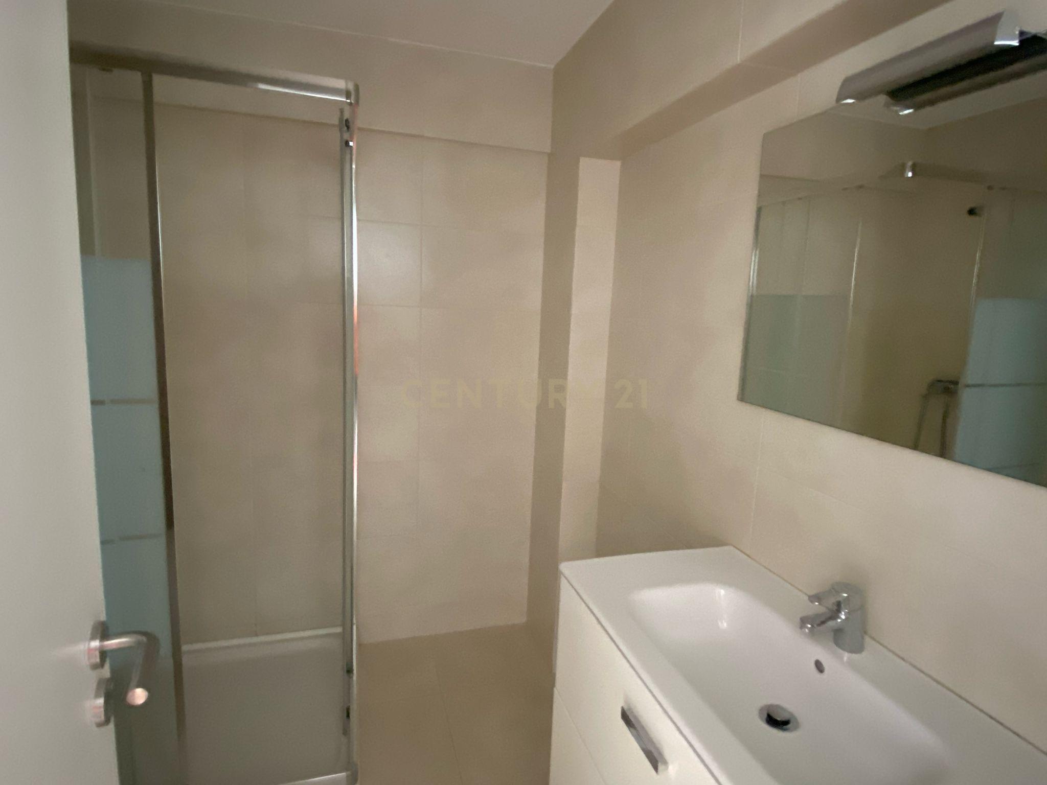 Apartamento T2 em Lisboa - Image 7
