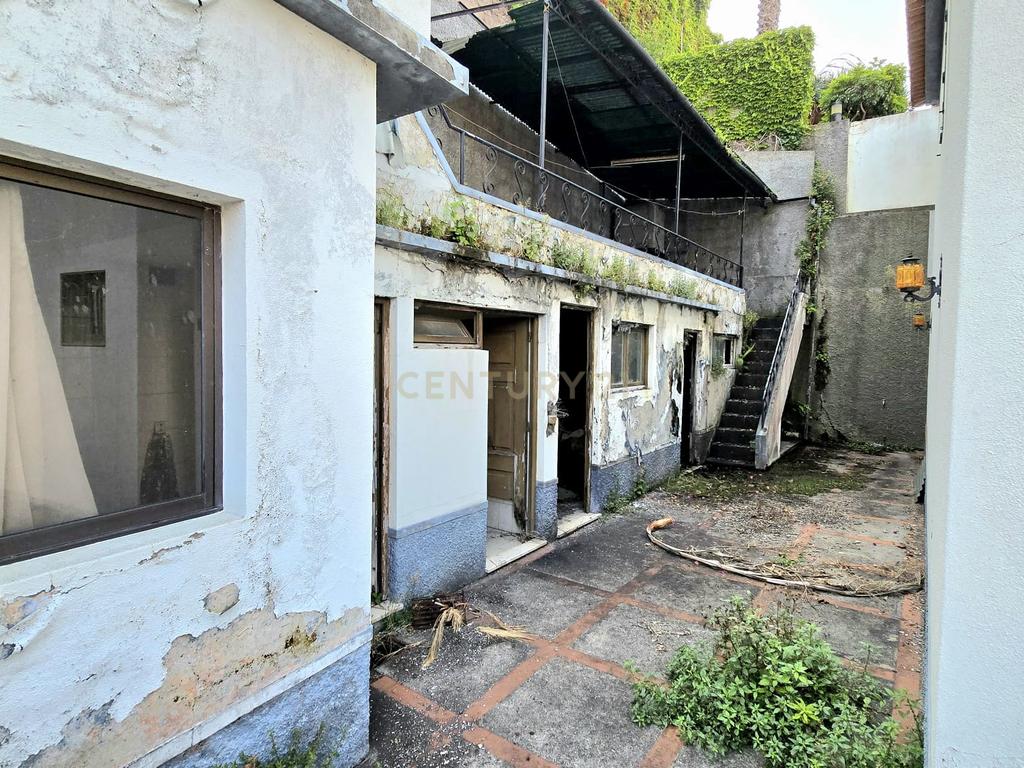 Moradia para Recuperação em Funchal, Madeira - Image 5