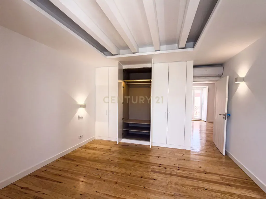 Apartamento T3 à venda em Mina de Água, Amadora — foto 14