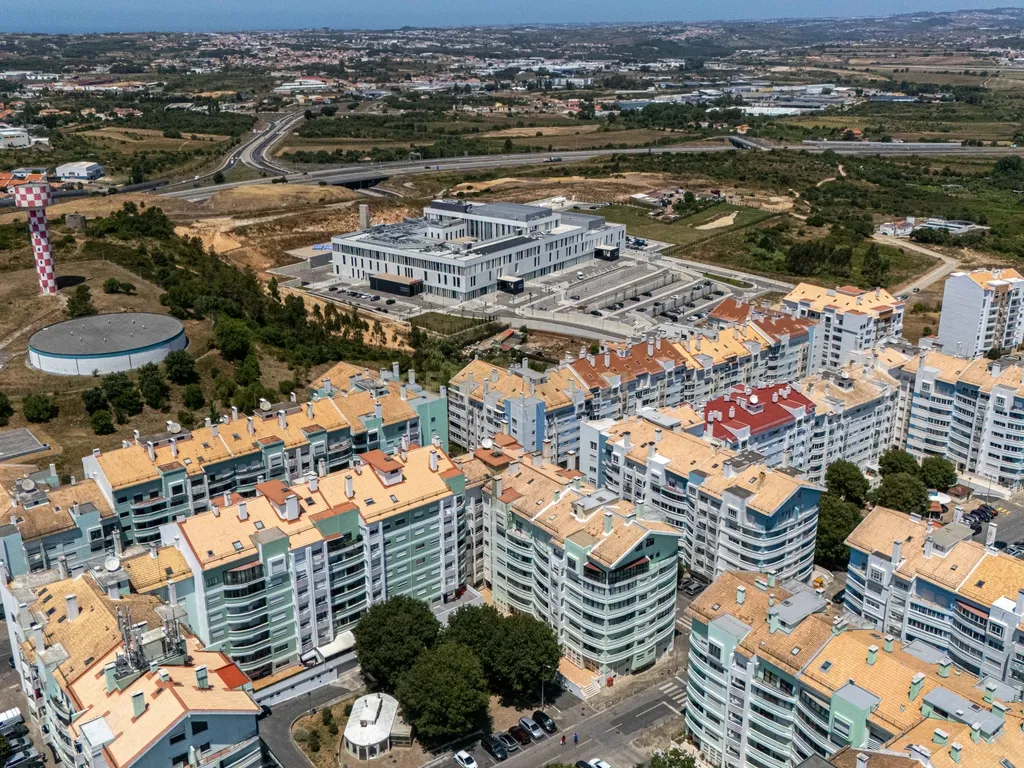 Apartamento T3 com varandas e Estacionamento | Cavaleira – Algueirão Mem Martins - Image 39