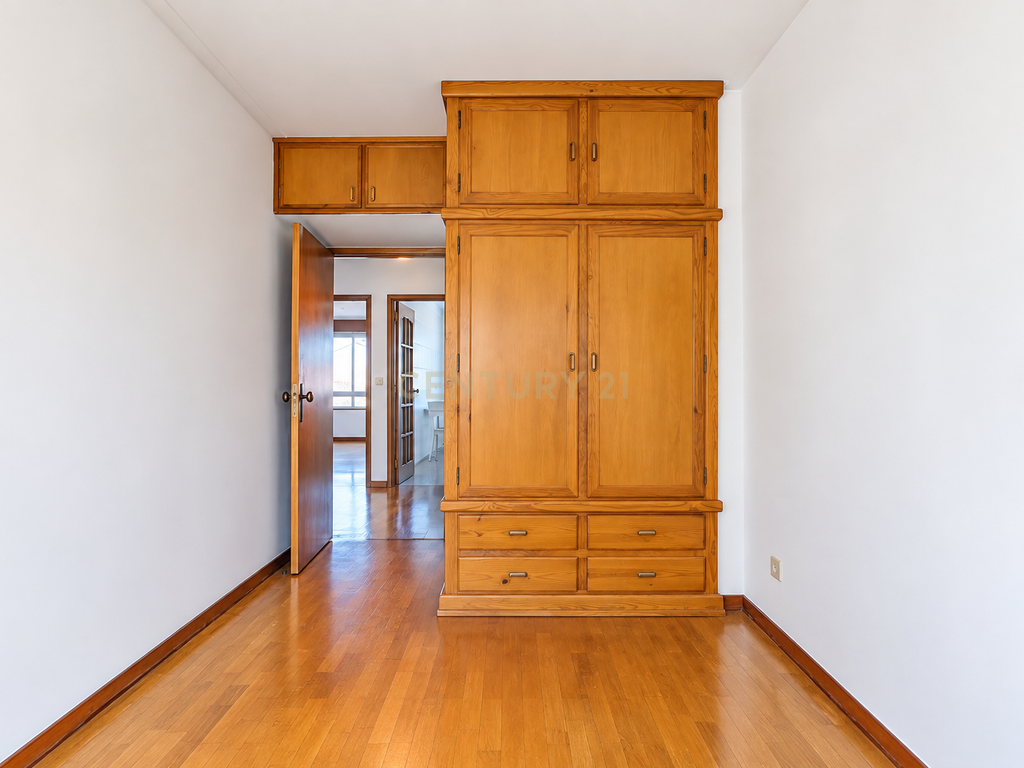 BAIXA DE PREÇO | Apartamento T2 em Cedofeita, Porto - Oportunidade Única! - Image 8