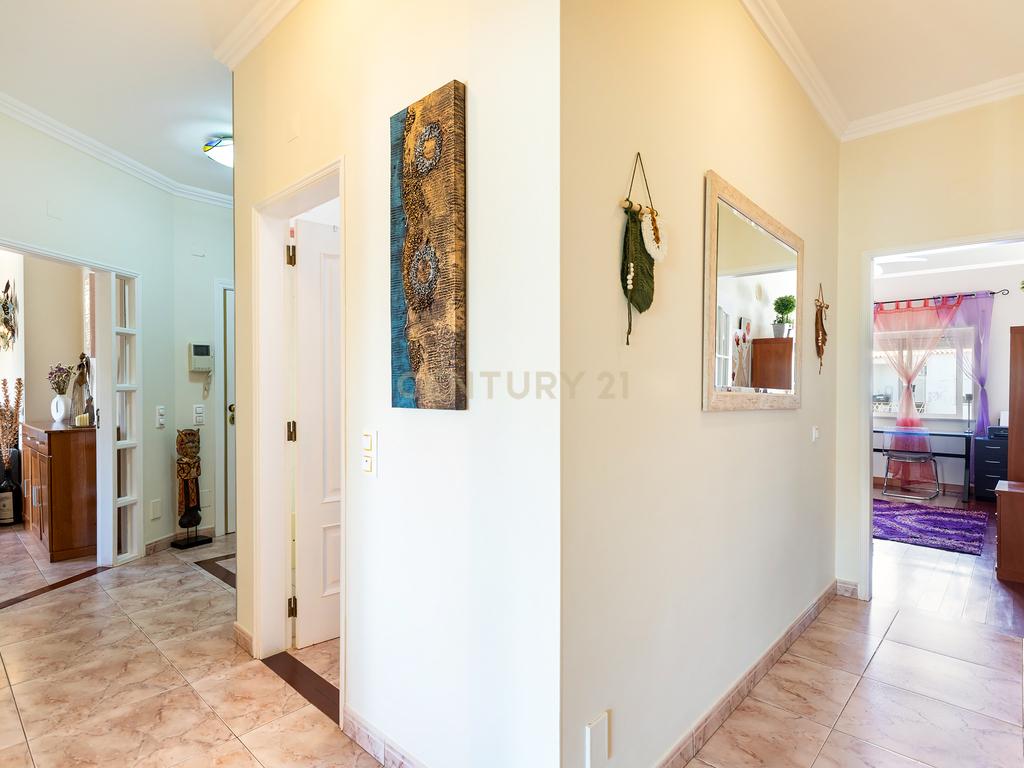 Apartamento T4 com 144m2 no Coração do Algarve - Almancil - Image 18