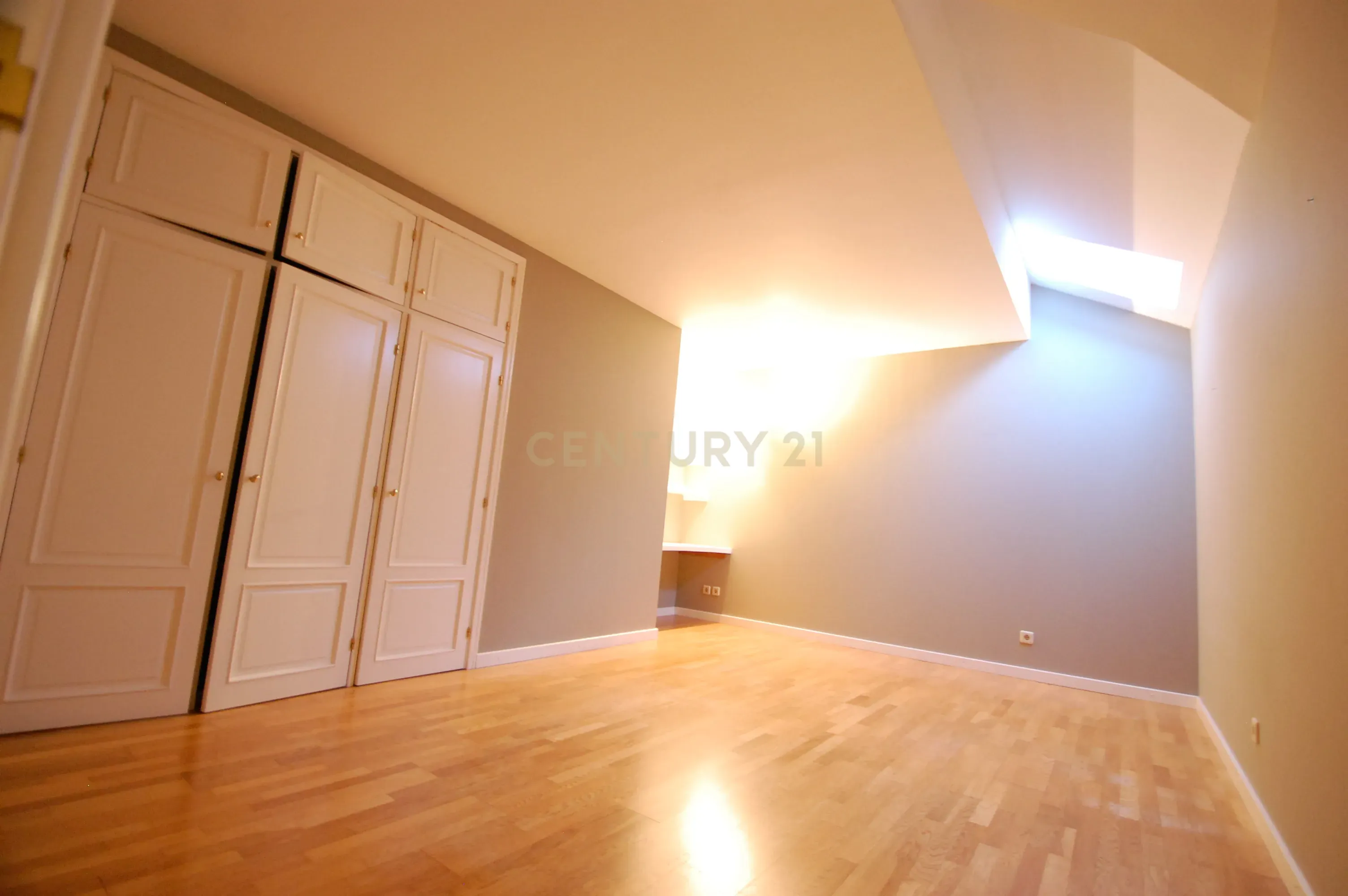 Apartamento T5 à venda em Sintra (Santa Maria e São Miguel, São Martinho e São Pedro de Penaferrim), Sintra — foto 16