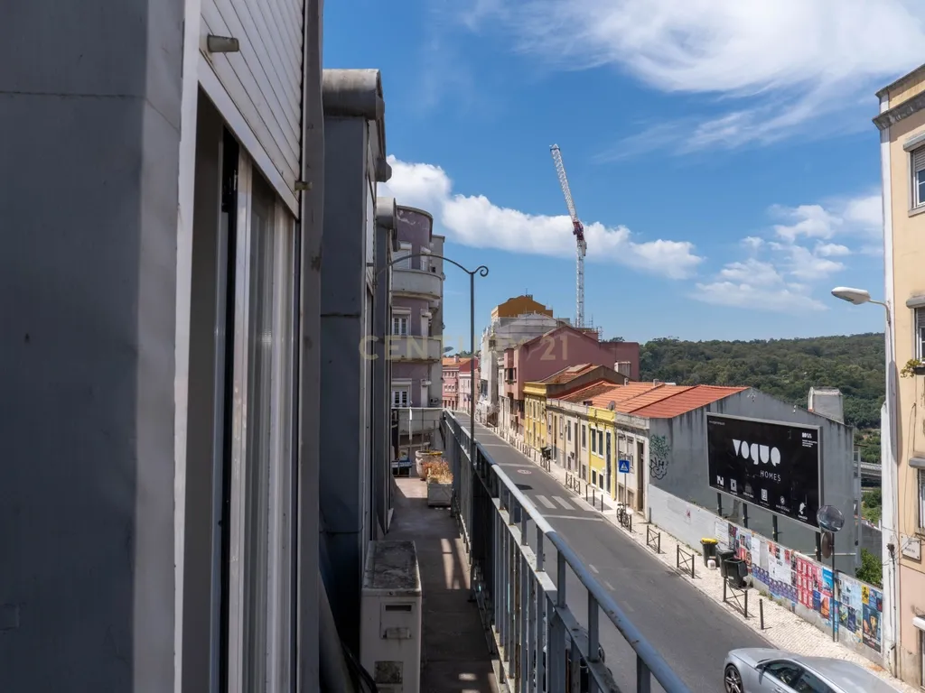 Apartamento T2 em Campo de Ourique, Lisboa - Image 8