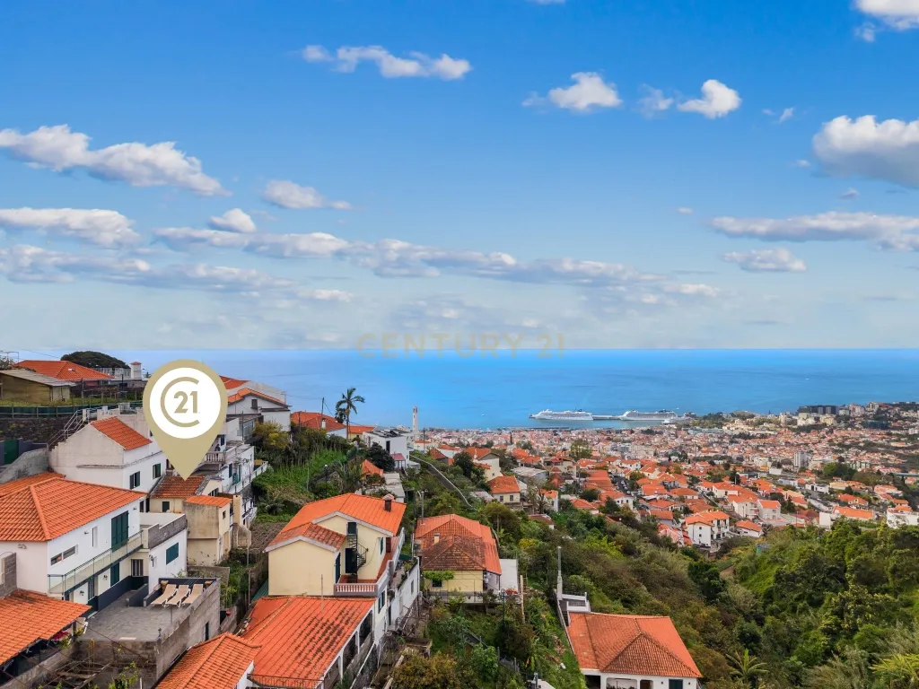 Moradia no Livramento, Funchal - Excelente Oportunidade de Investimento - Image 1