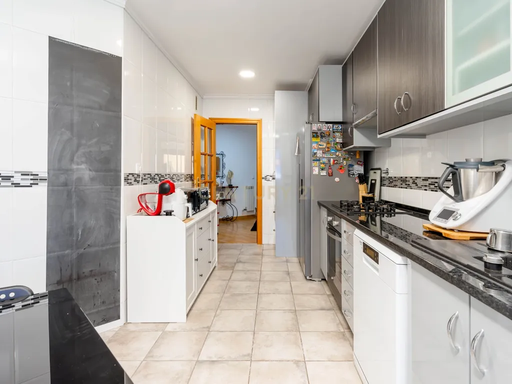 Apartamento T3 em Alhos Vedros - Moita - Image 25