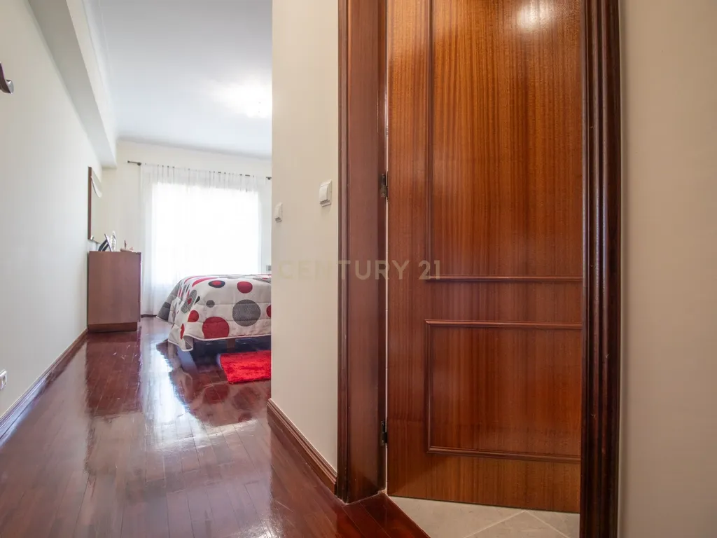 Apartamento T3 como novo, garagem privada, Chã, Tavarede, Figueira da Foz - Image 33