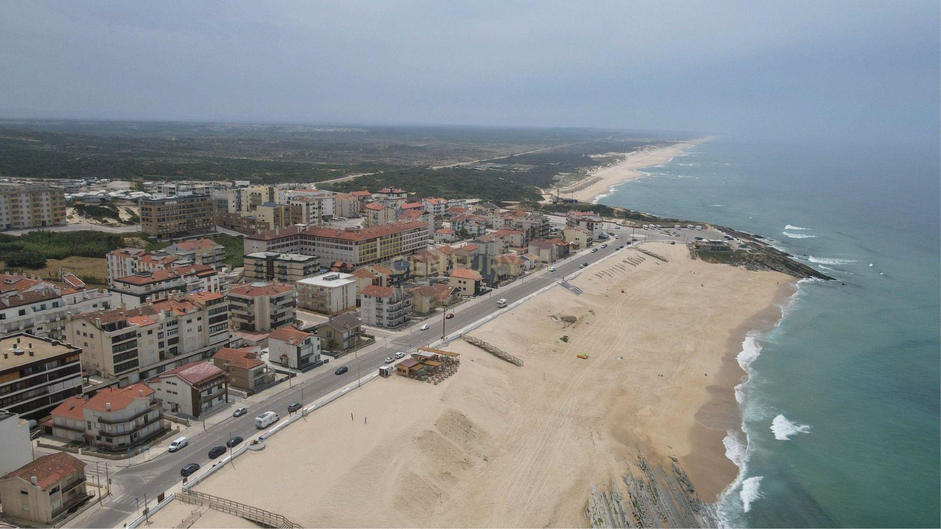 Fotografia 4 de Espaço comercial com equipamentos de discoteca na Praia do Pedrogão
