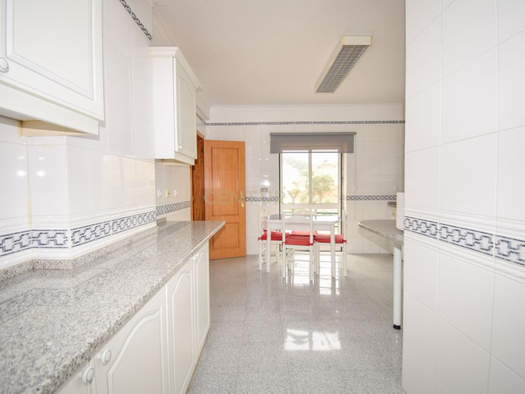 Apartamento T3 em Loures com Garagem - Image 8
