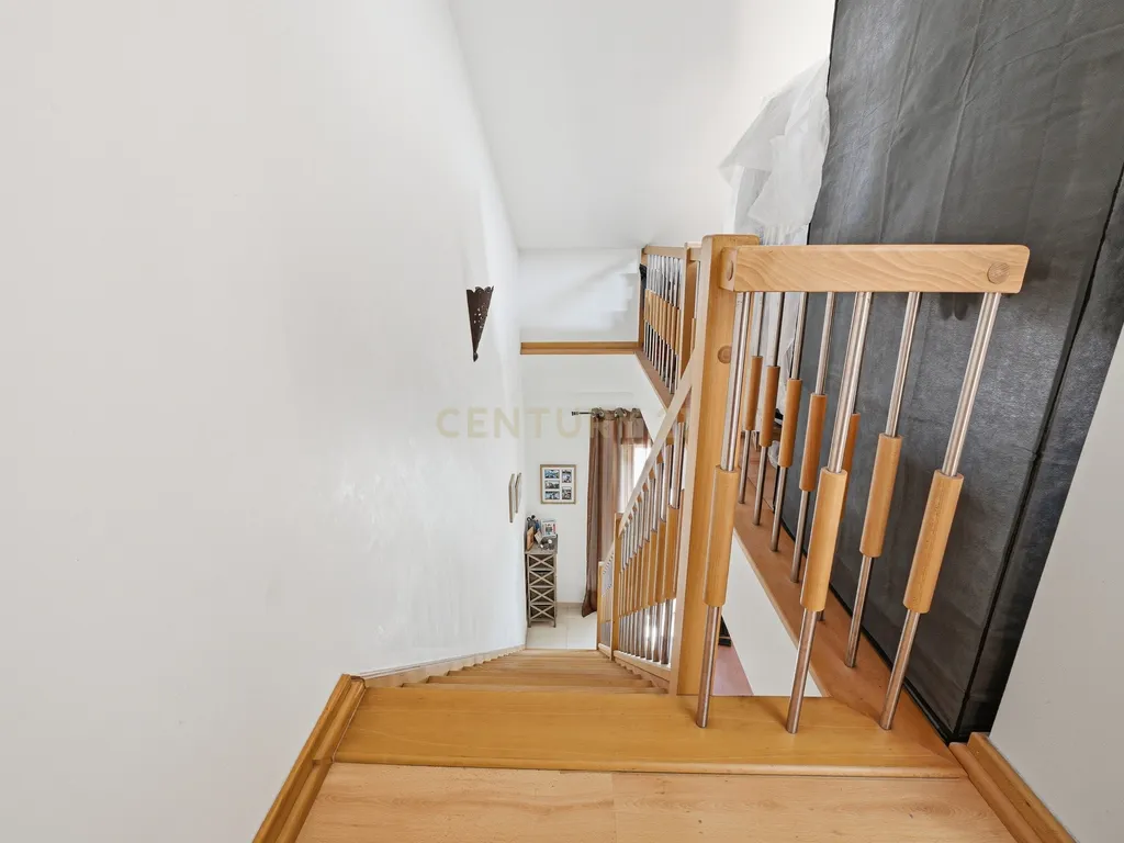 Apartamento T3 Duplex Samouco | Box para 2 Viaturas | Elevador - Image 28