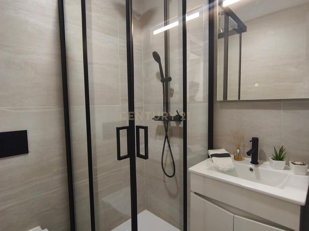 Apartamento T3 com Suíte, Varandas e Excelentes Acabamentos - Image 10