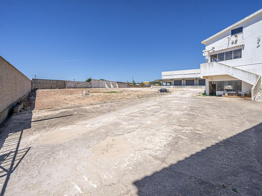 ARMAZEM PARA VENDA EM TORRES VEDRAS - Image 31