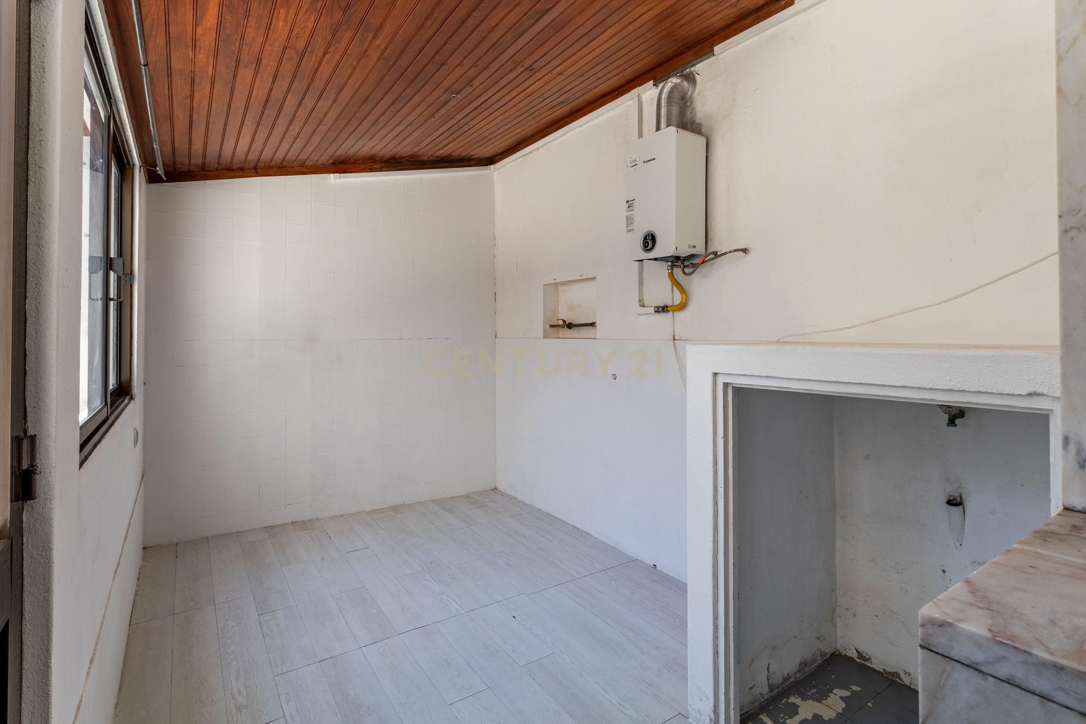 Fotografia 11 de Espaçosa Moradia T3 em Azambuja, Lisboa