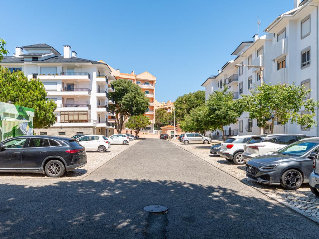 Apartamento T2 Junqueiro - Carcavelos - Cascais com varanda - Image 22