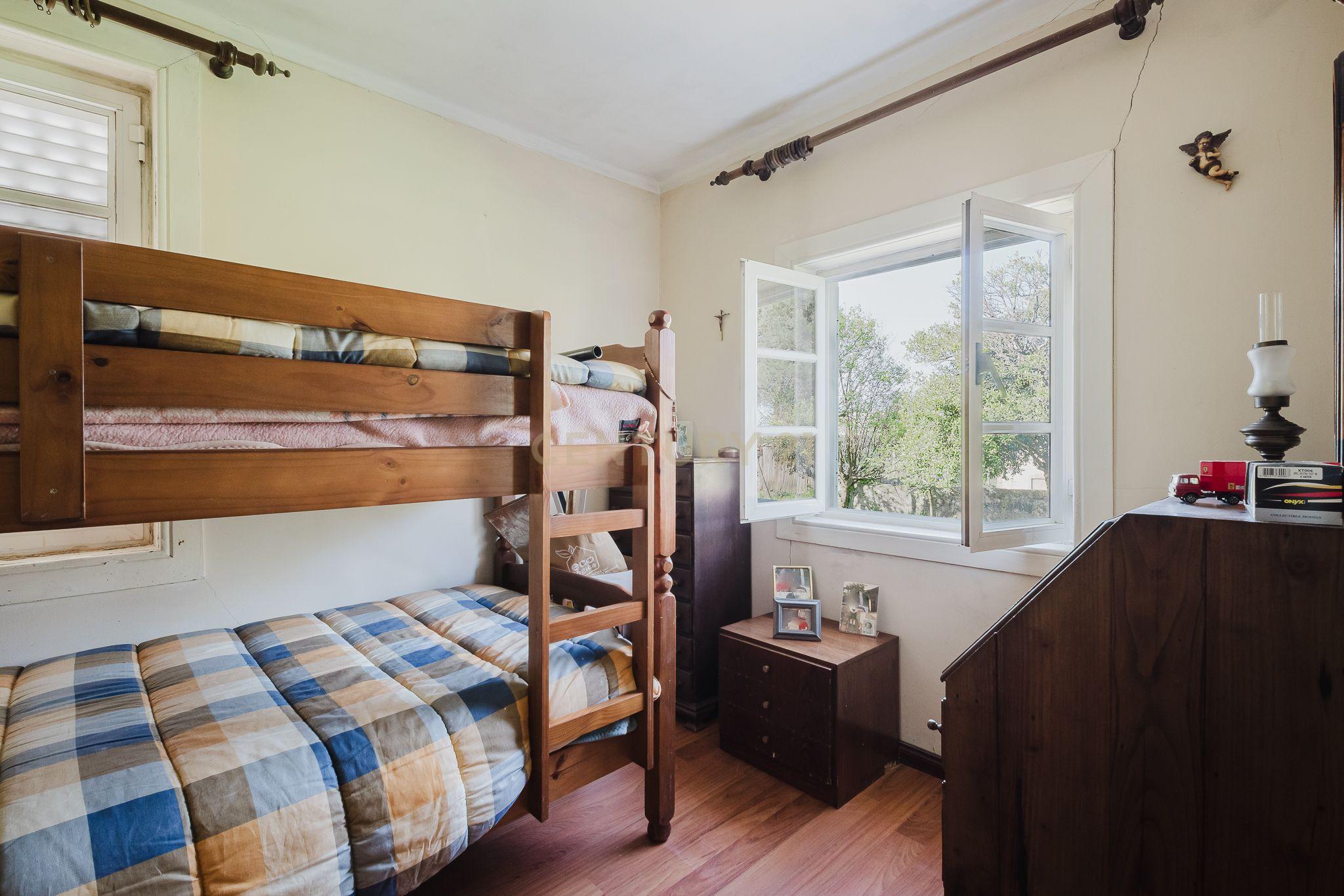 Propriedade Única com 2.400 m² na Maia — Grande Potencial de Rentabilidade - Image 7