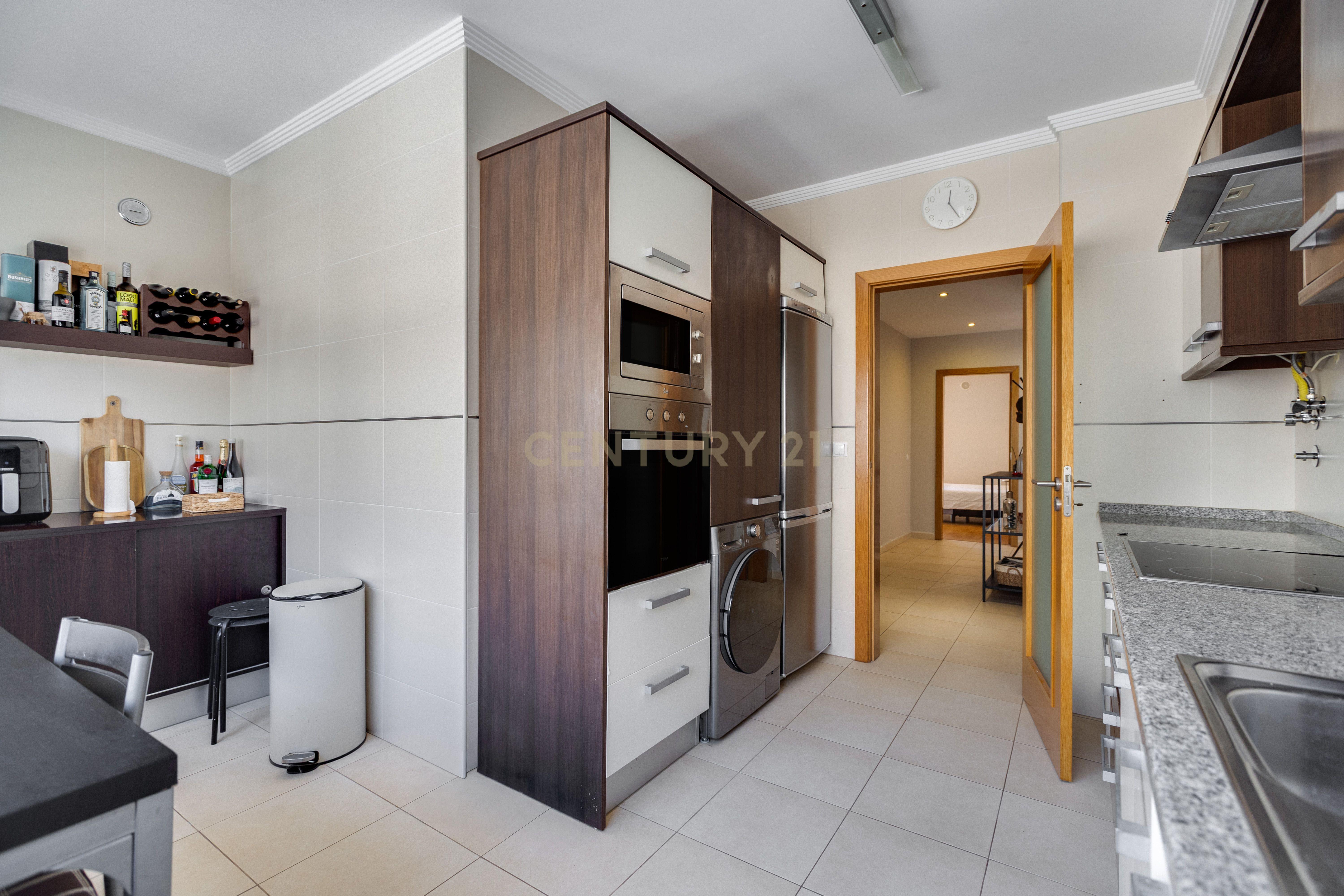 Fotografia 10 de Apartamento T3 com Garagem na Quinta João de Ourém — Olhão