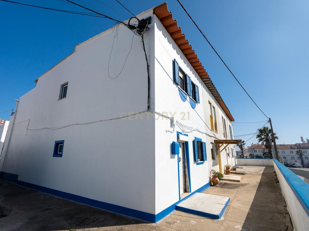 Moradia T3 com Vista Mar na Ericeira - Image 2
