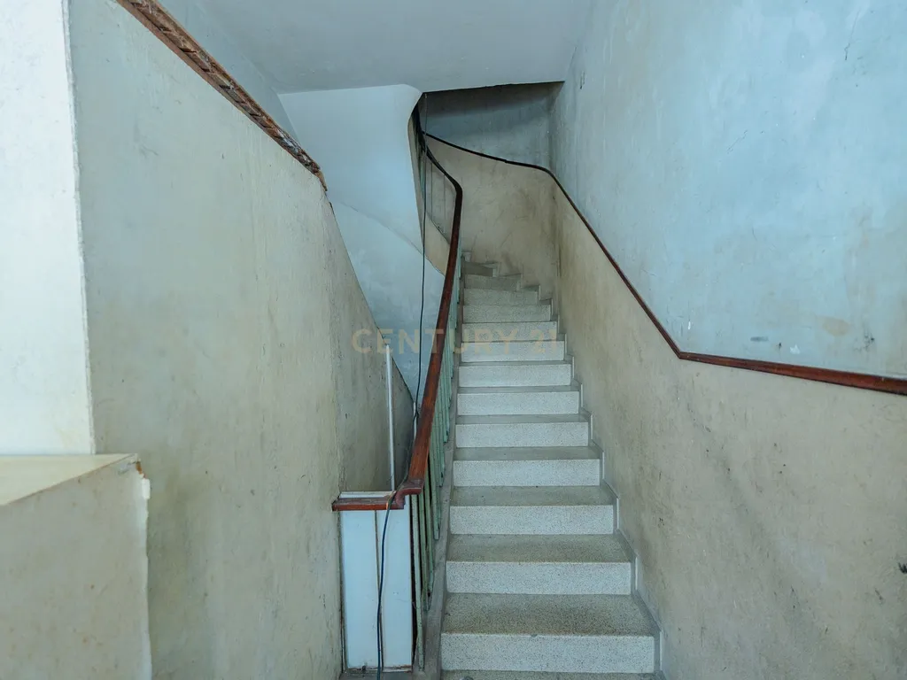 PRÉDIO EM PROPRIEDADE TOTAL Junto ao Jardim do Morro | Vila Nova de Gaia - Image 13
