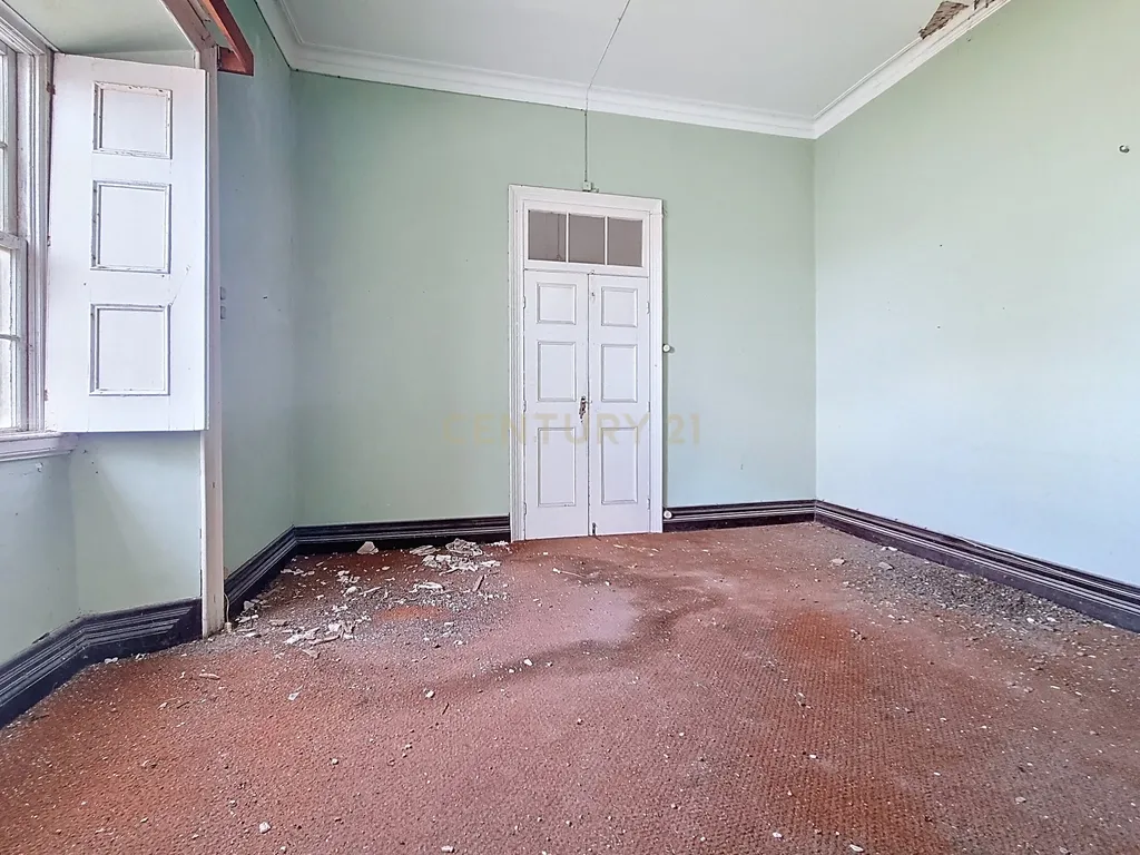 Duas Casas Antigas na Cidade da Ribeira Grande, Ilha de São Miguel - Oportunidade Única! - Image 25