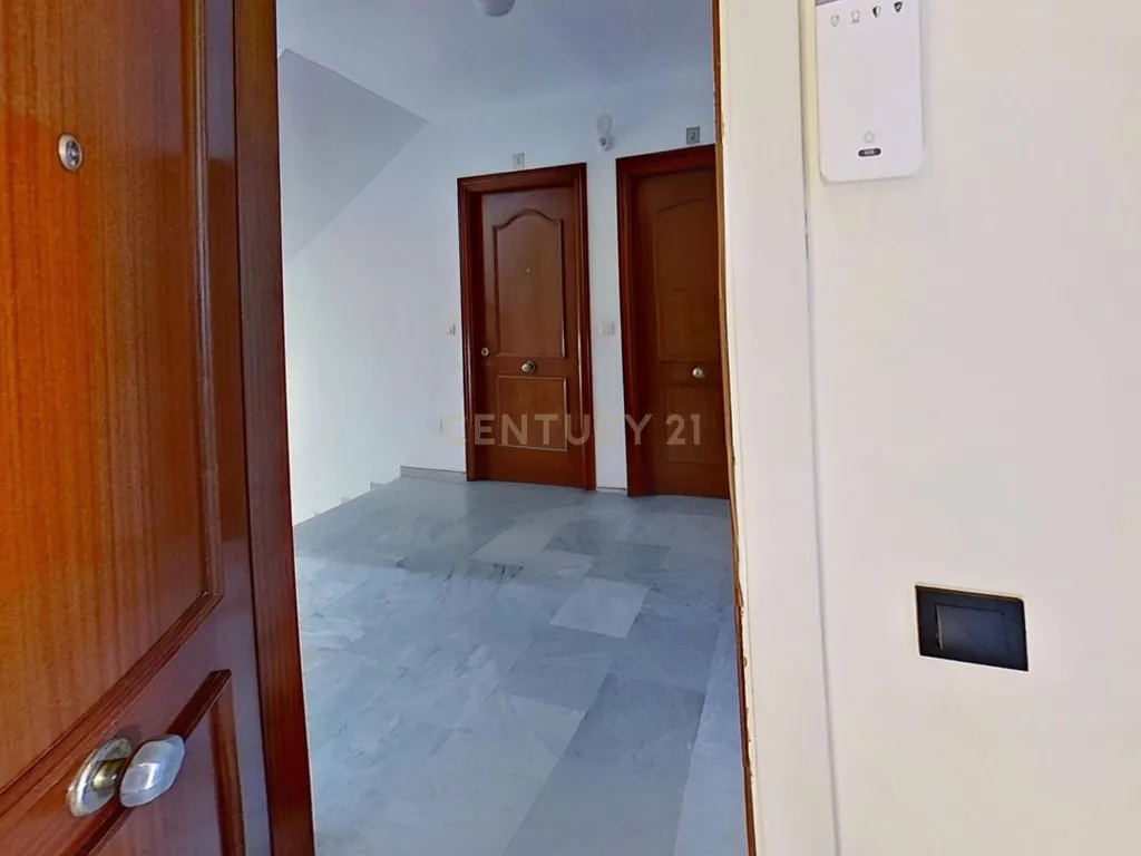 APARTAMENTO DE LUXO TOTALMENTE RENOVADO EM LAS LAGUNAS · 119 m² · 3 QUARTOS - Image 23