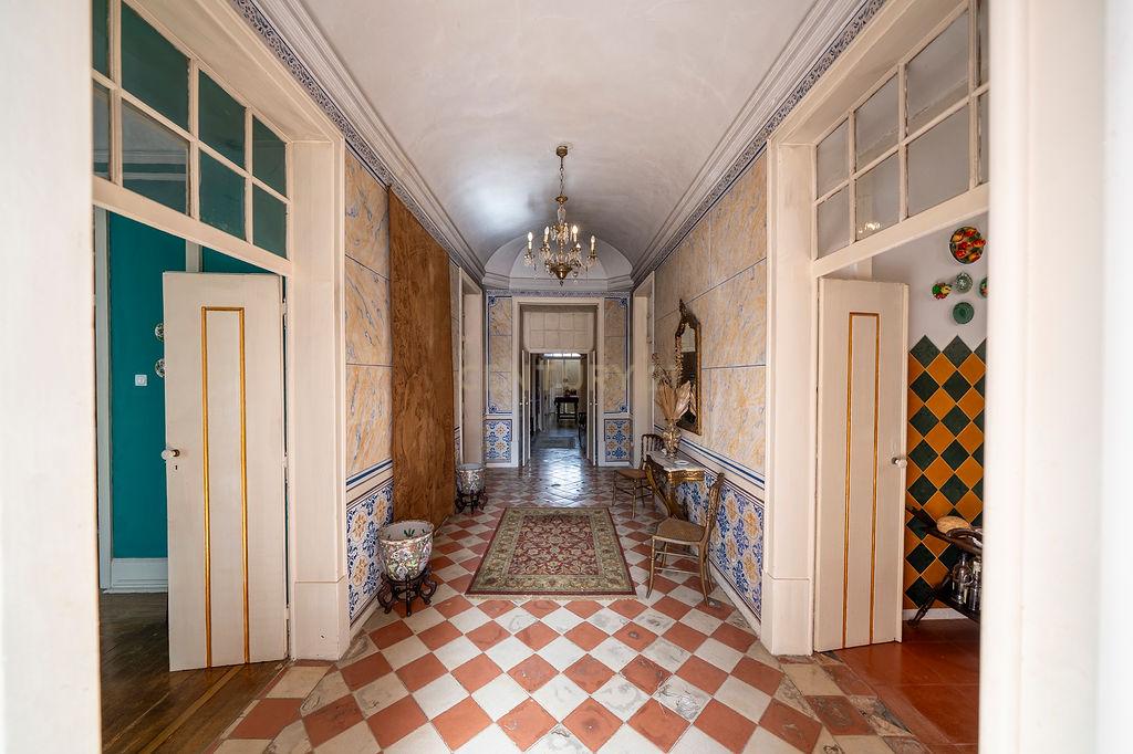 Casa Senhorial do Sec XIX no coração de Ferreira do Alentejo - Image 12