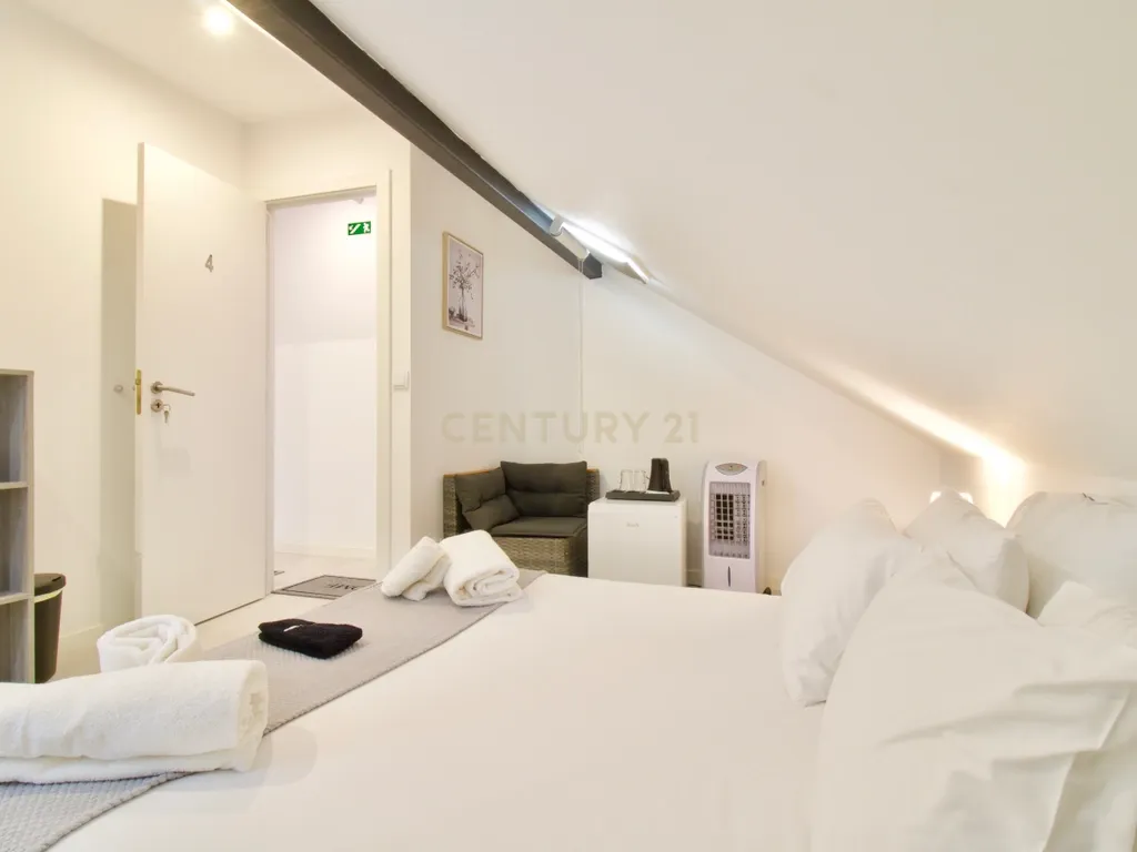 Apartamento Duplex em Alojamento Local - Almada - Image 15