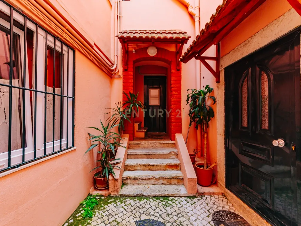 APARTAMENTO T2 - LOCALIZAÇÃO PREMIUM NO CORAÇÃO DE LISBOA - Image 39