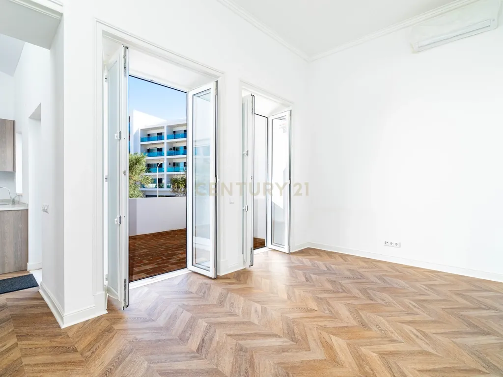 CASA PONTE VELHA – 2 CASAS TOTALMENTE RENOVADAS COM GRANDES JARDINS E VISTAS PANORÂMICAS - Image 32