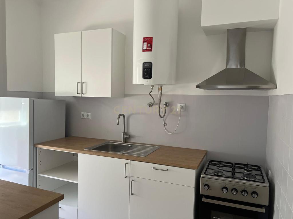 Apartamento T3 para arrendamento em Torre da Marinha, Seixal - Image 2