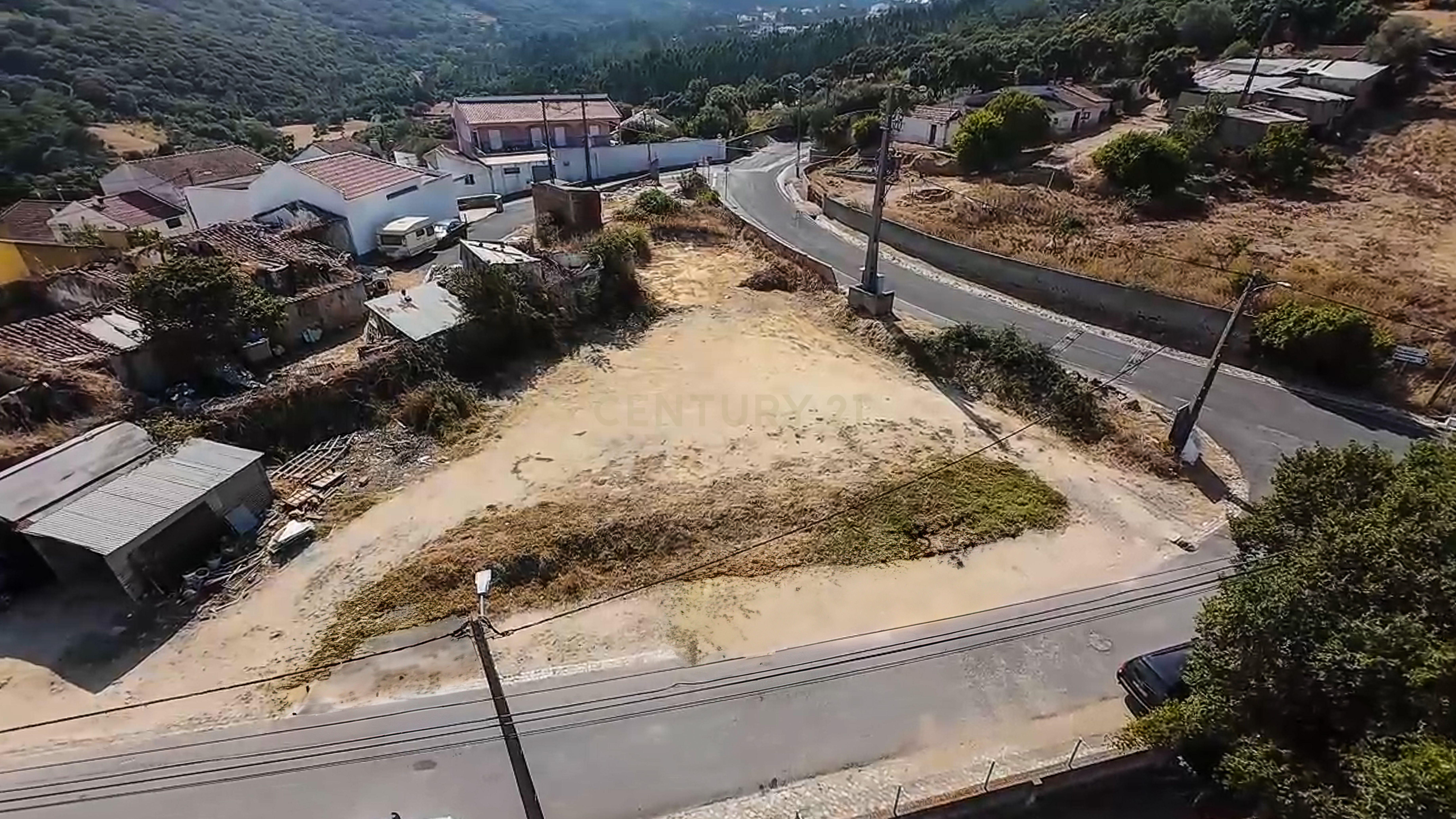 Land for sale in Loures, Portugal — €129,000