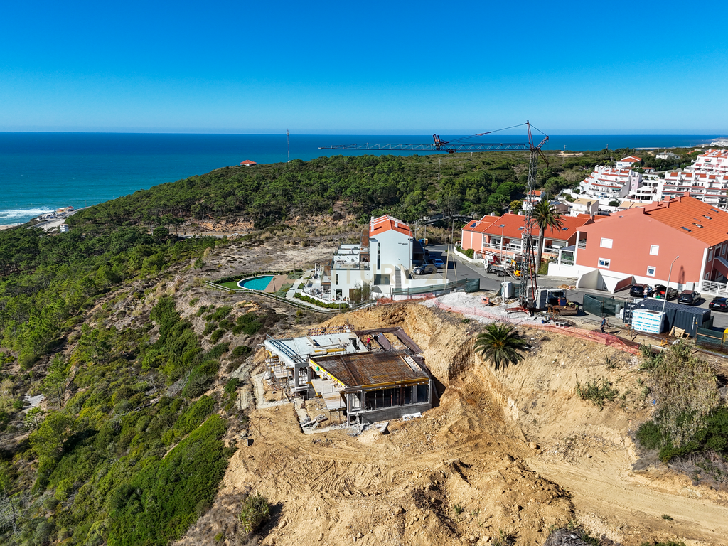 MORADIA T3 NOVA LUXO-THE VILLAGE é um novo condomínio Exclusivo na Praia de São Julião , Mafra - Image 11