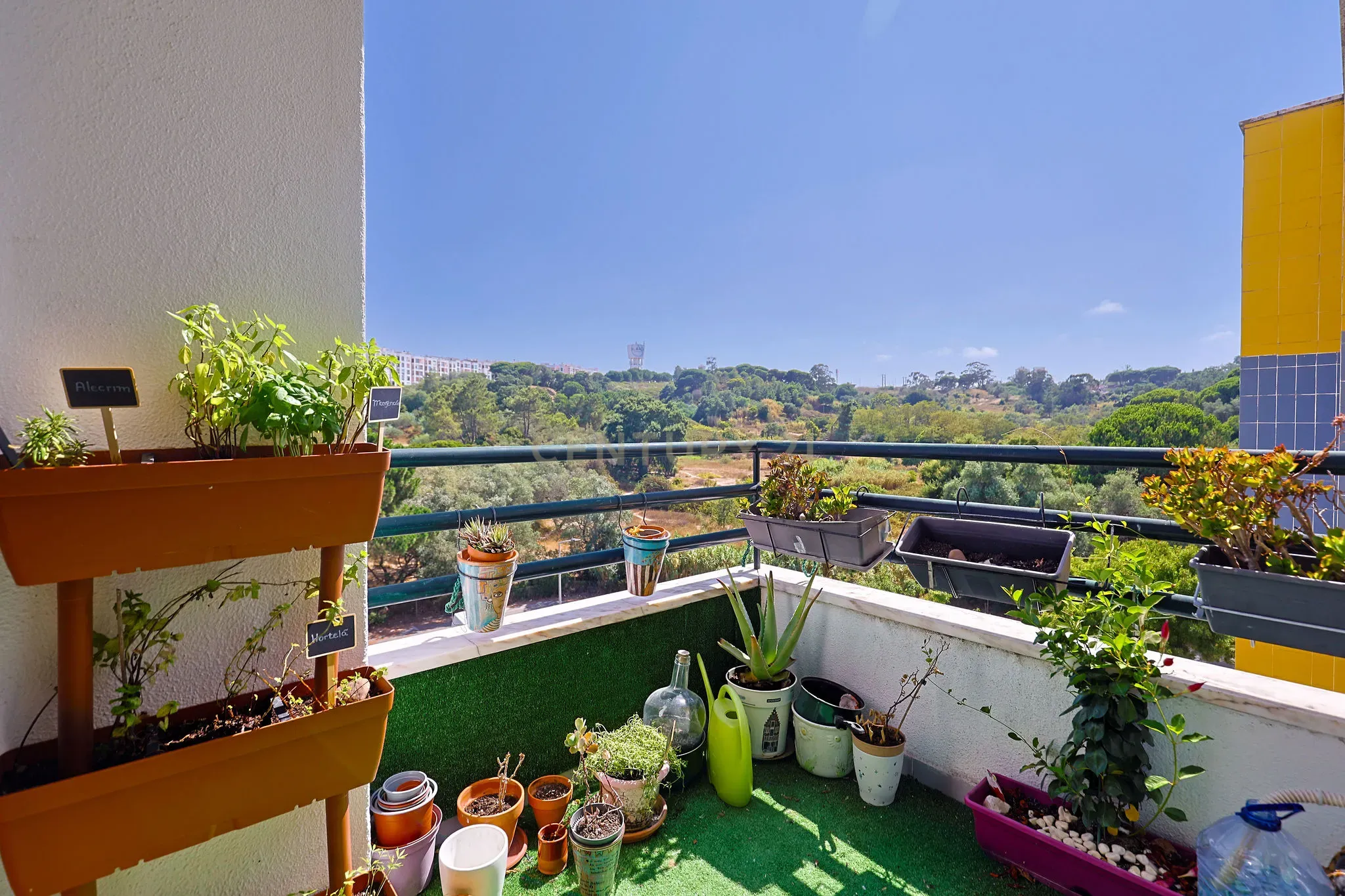 Fotografia 8 de Excelente Apartamento T3 no Feijó – Conforto, Luminosidade e Centralidade