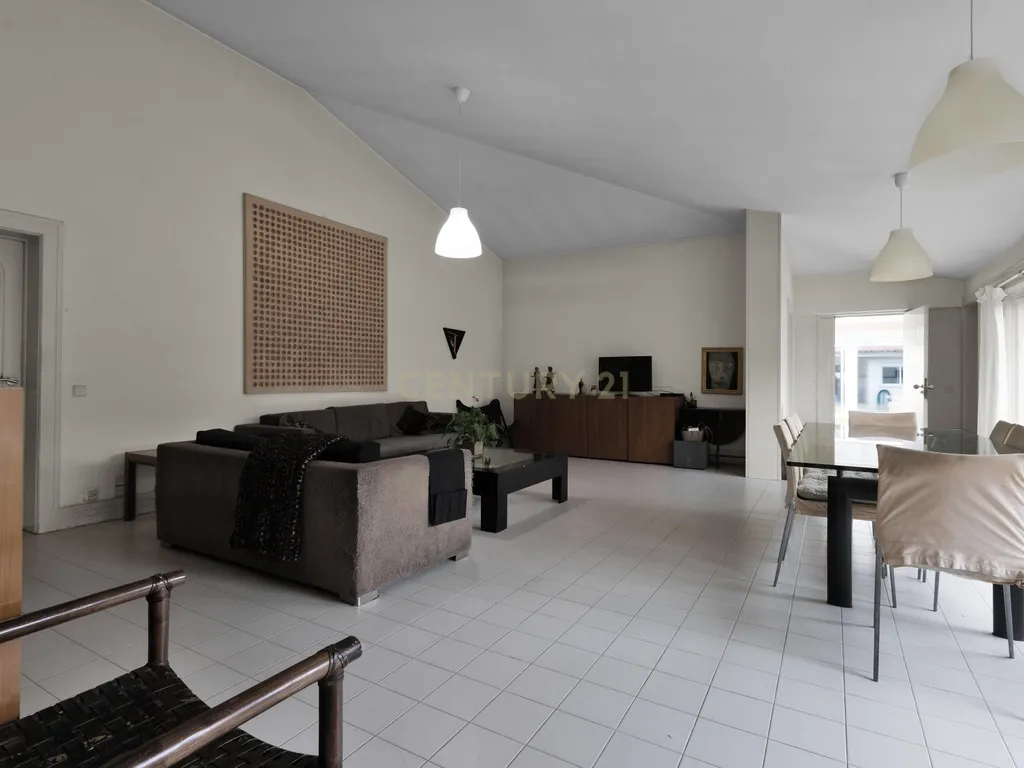 Moradia em vizela com 6 quartos e elevado potencial de investimento - Image 24