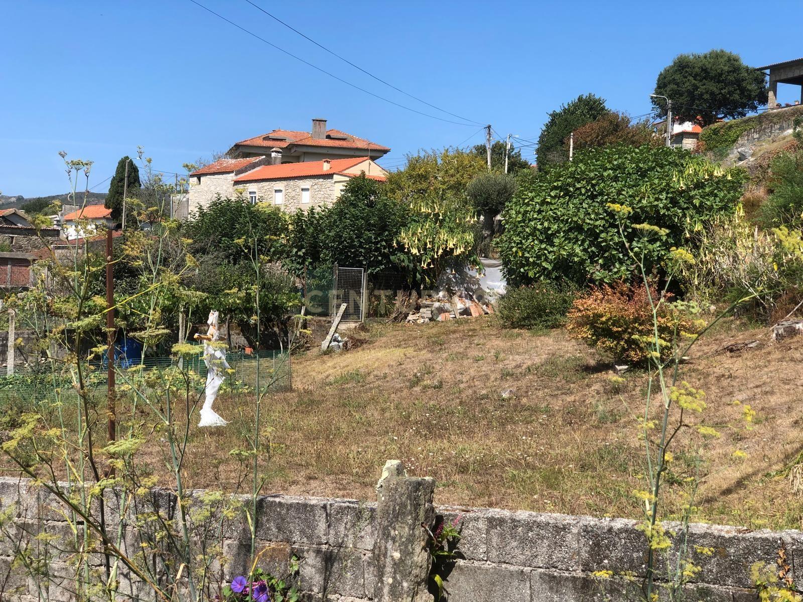 Fotografia 11 de Terreno Urbano em Âncora-219m² de Construção com Vista Mar
