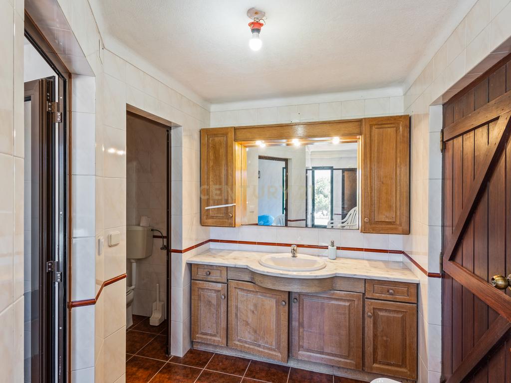 Moradia T5 com Piscina em Lourinhã - Image 38