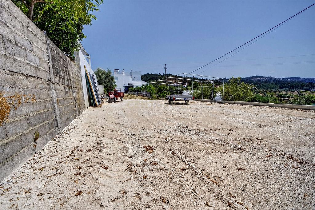 MORADIA TRADICIONAL COM ACESSO PRIVATIVO À BARRAGEM DE CASTELO DE BODE - Image 49