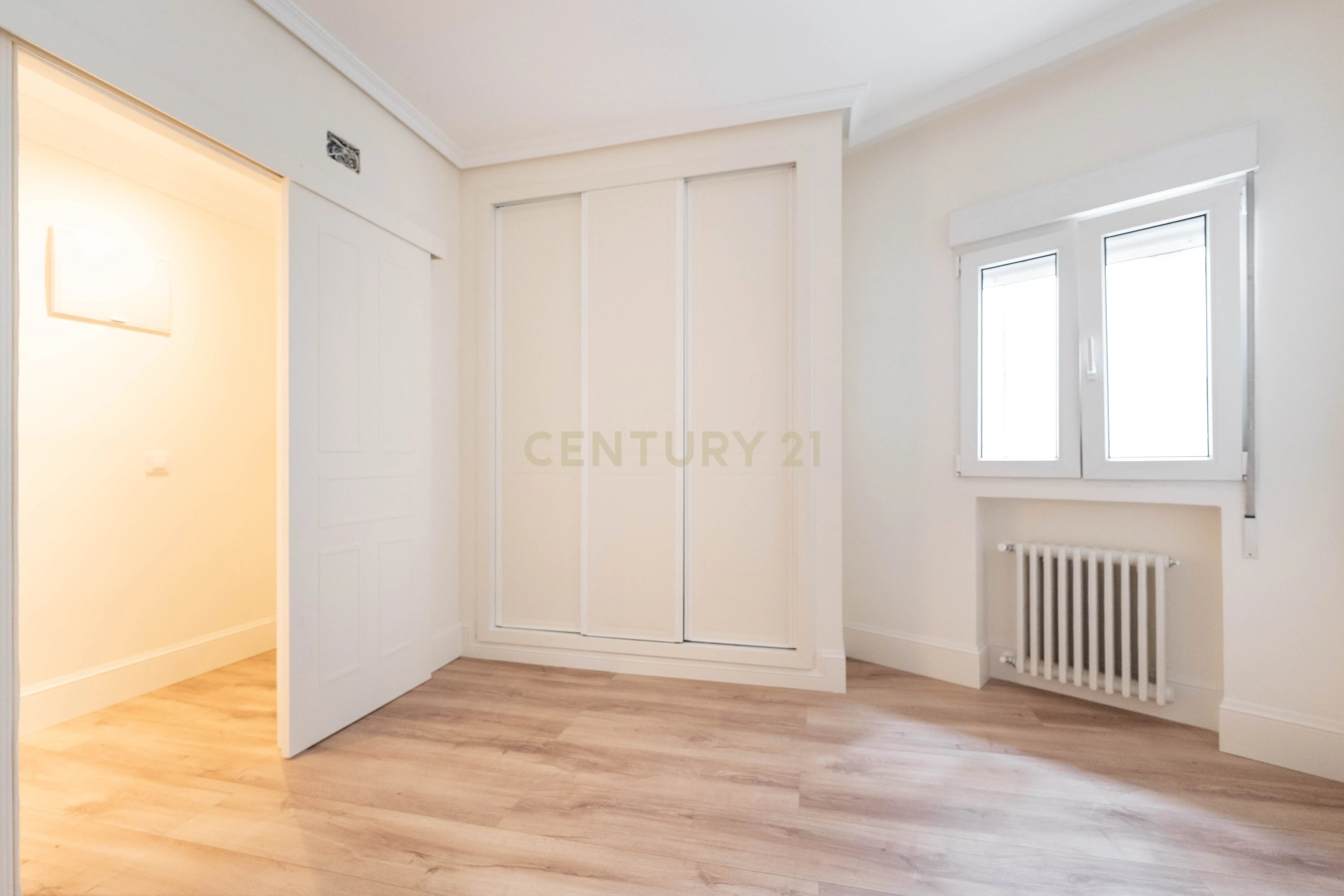 APARTAMENTO LUMINOSO Bº DE SALAMANCA - Image 20