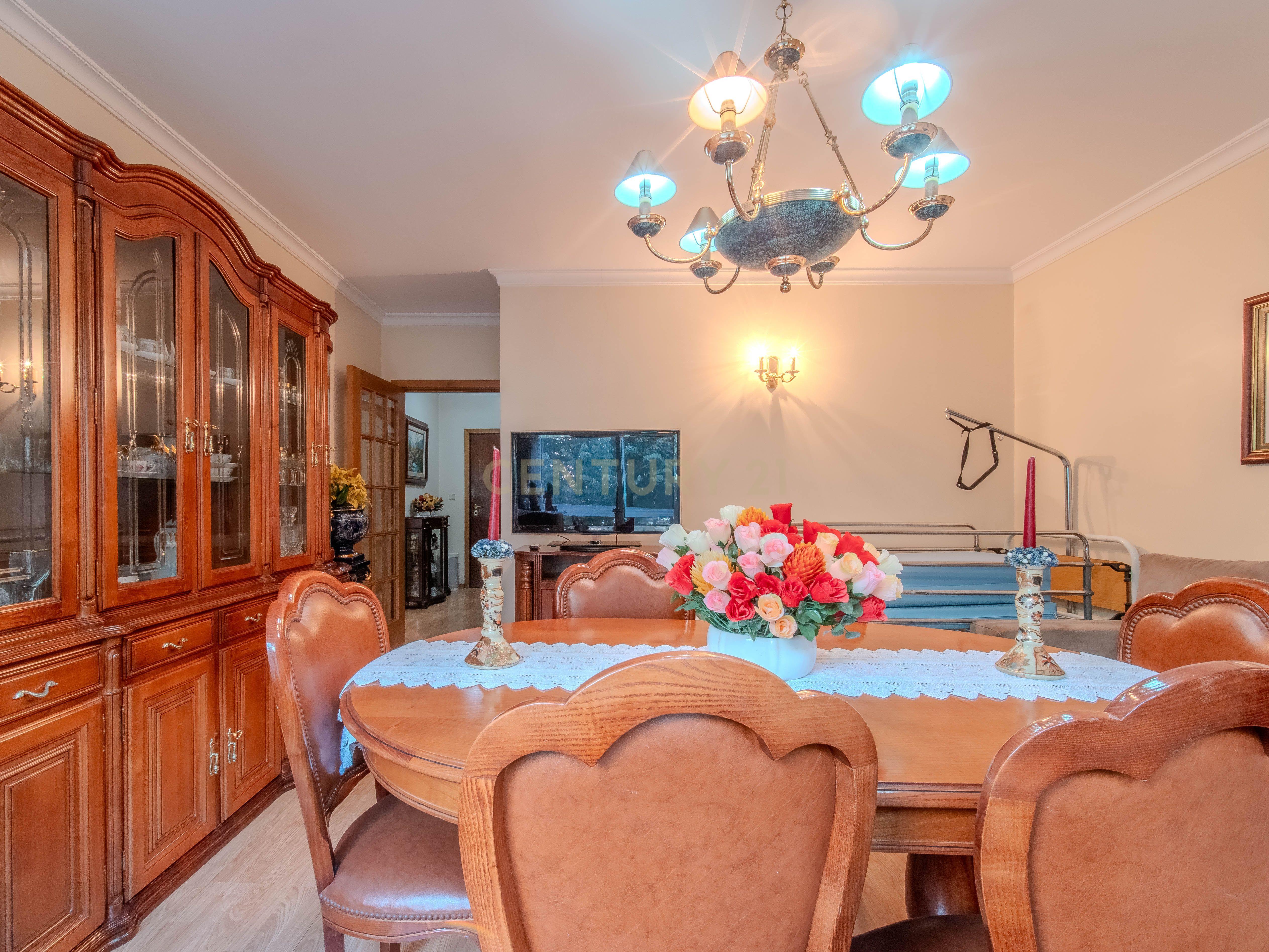 Fotografia 6 de Apartamento T1, na Av. D. Afonso Henriques, Matosinhos