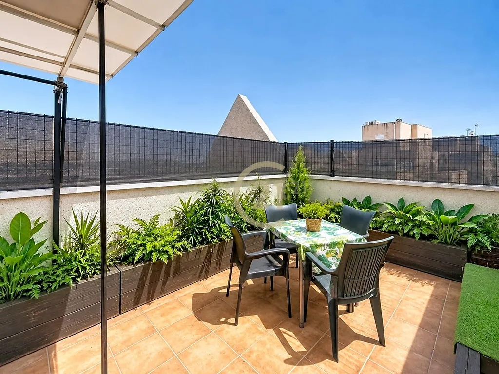 Cobertura de 5 Quartos com Terraço e Churrasqueira: Ideal para Família Numerosa ou Segregação em 2 Habitações! - Image 41