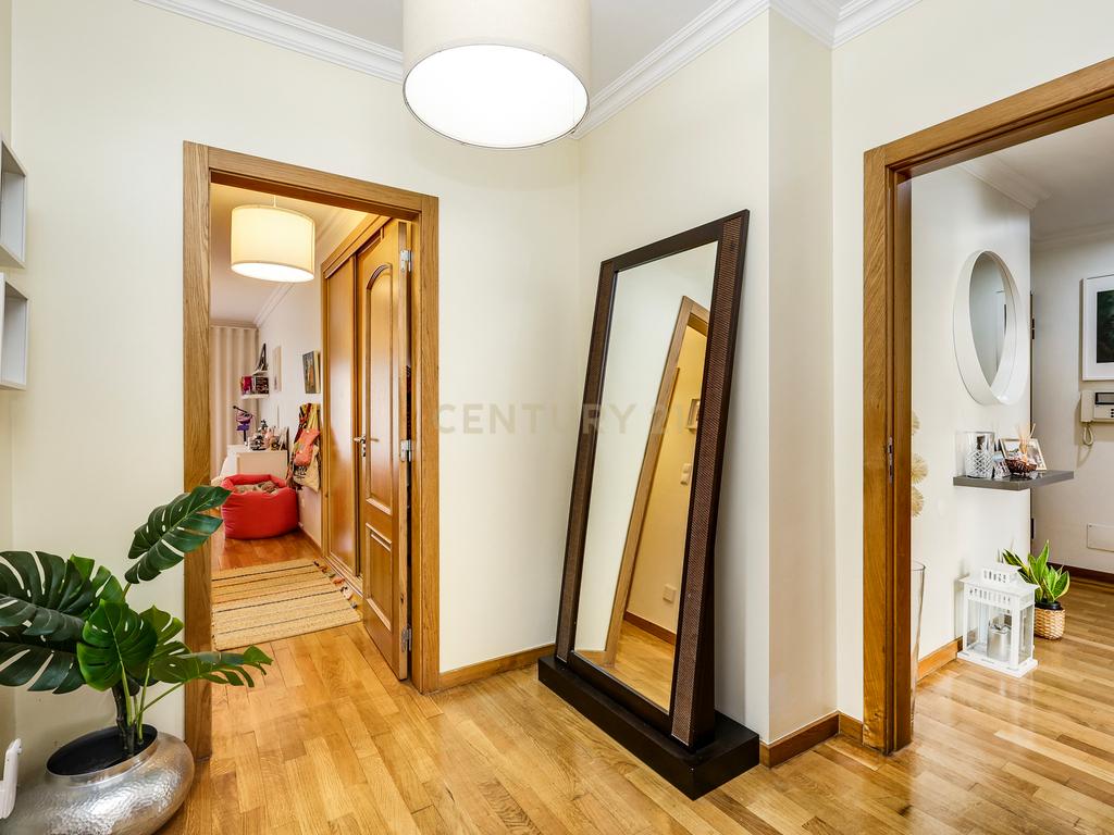 Apartamento T2 para Arrendamento | Urbanização do Neudel, Amadora - Image 15