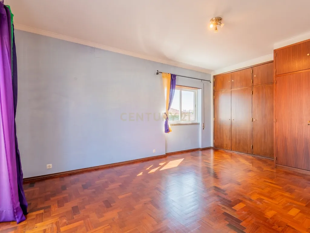 Moradia T4 com jardim no Bairro do Rosário, Cascais - Image 32