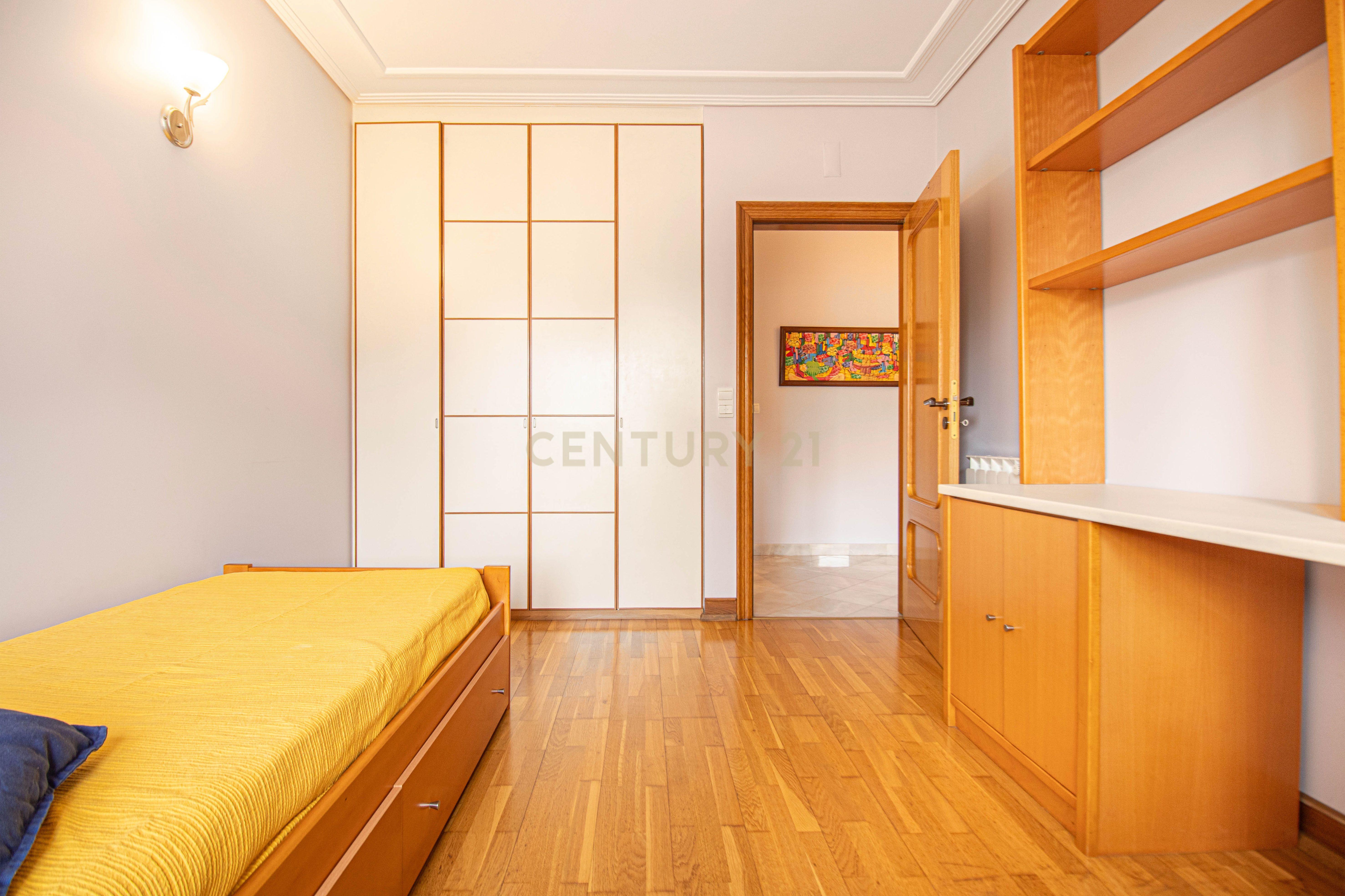 Apartamento T4 no Real Forte c/ 2 Box - Image 22