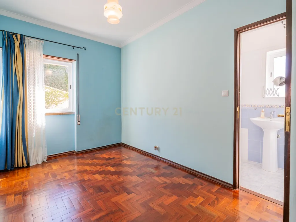 Moradia T4 com jardim no Bairro do Rosário, Cascais - Image 23