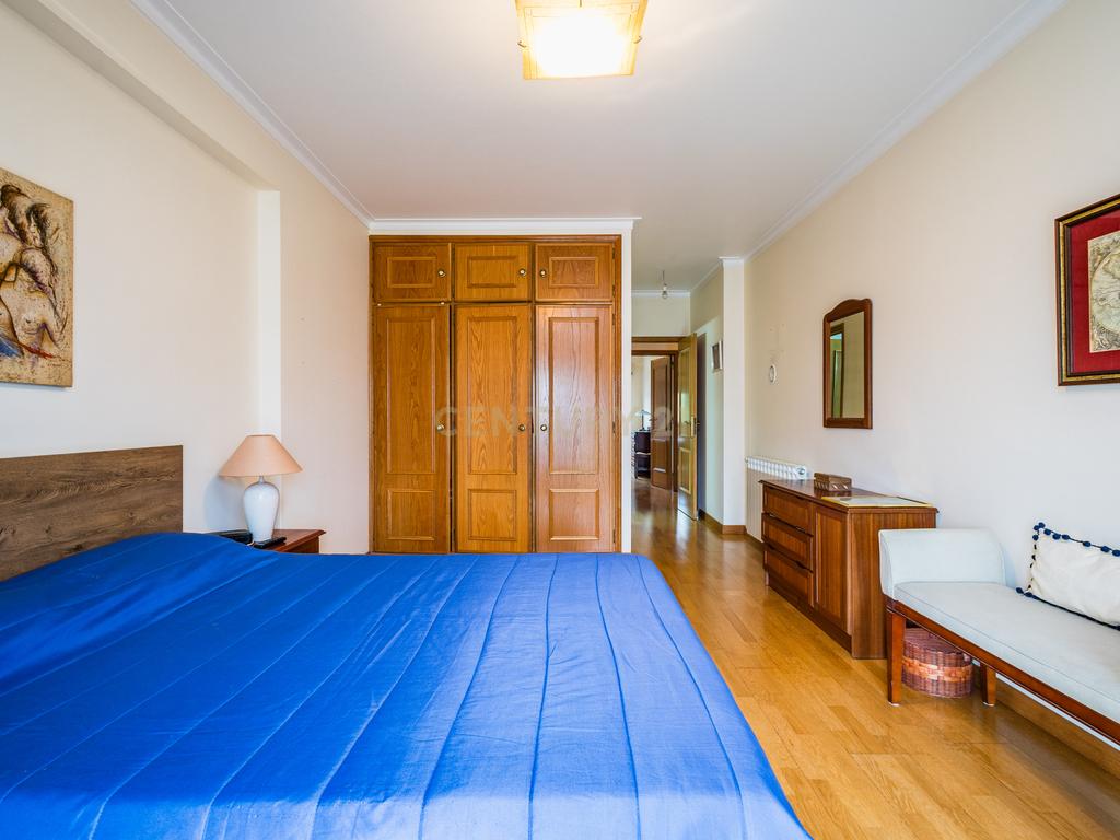 Apartamento T3 à venda em Cruz de Areia – Localização Privilegiada! - Image 20