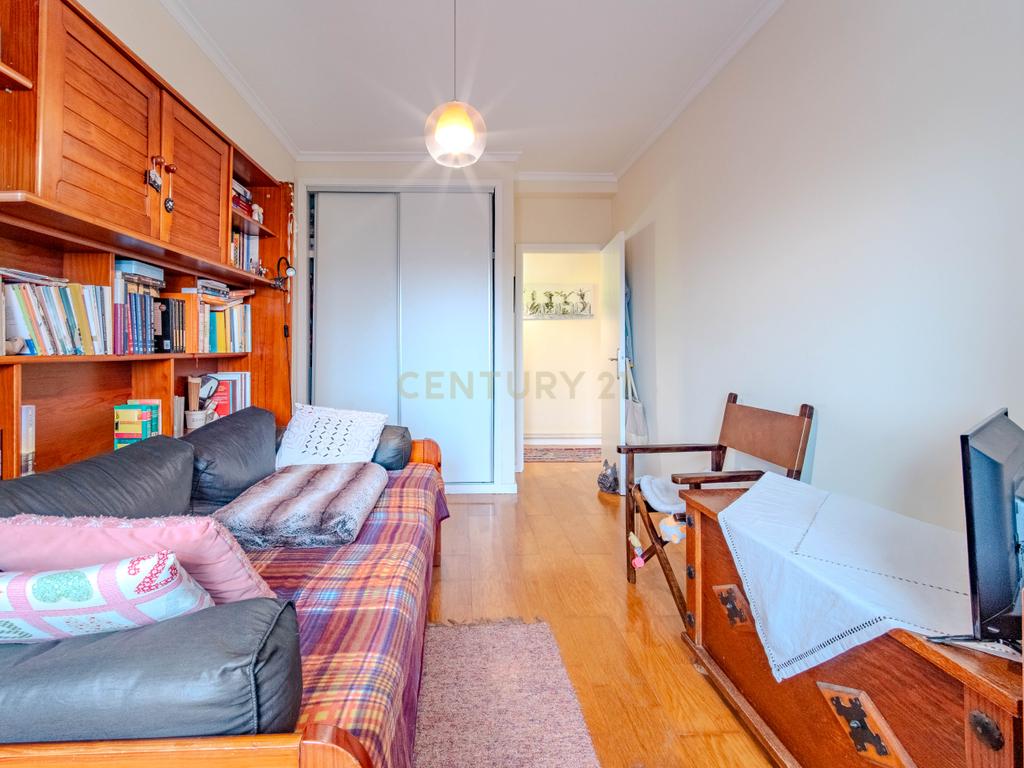 Apartamento em Valbom com vista Rio Douro - com usufruto temporário - Image 16