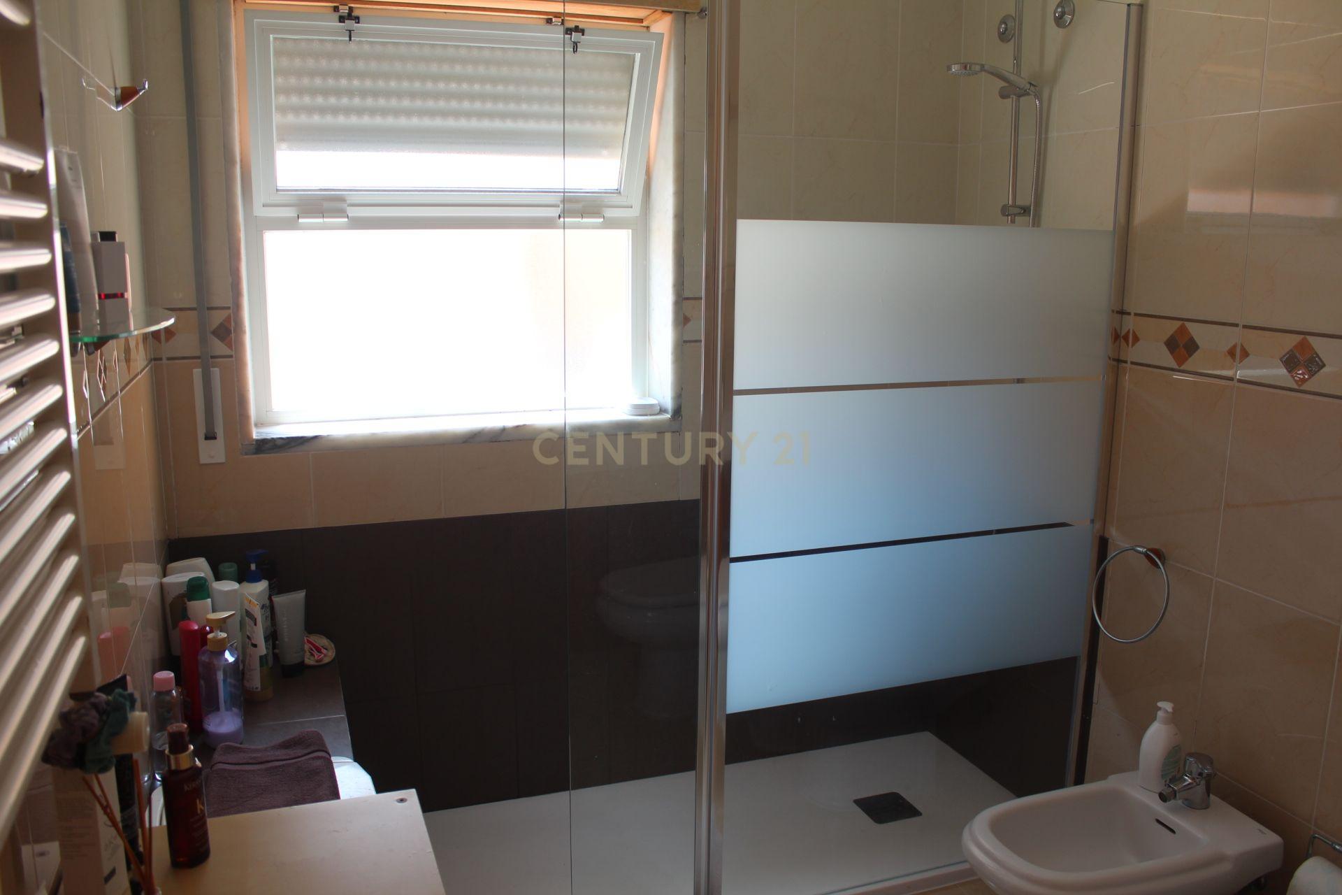  Sintra - Vila-Verde - Apartamento T3+2 em Condomínio - Image 21