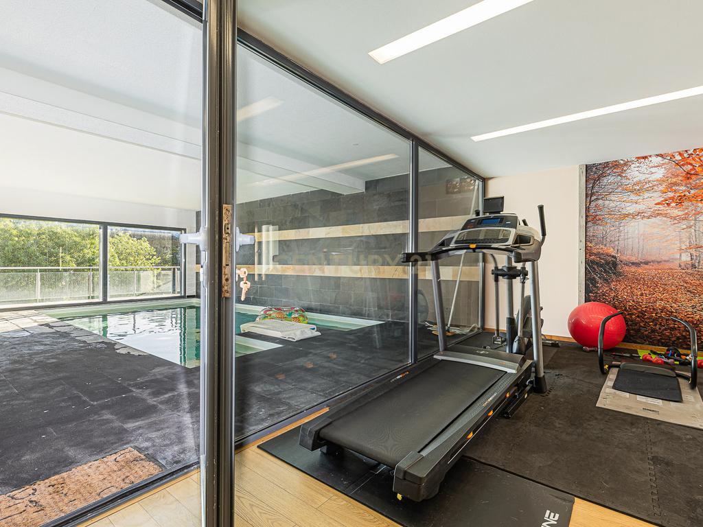 ✨ Moradia T4 de Luxo em Condomínio Exclusivo – Santo Antão do Tojal, Loures - Image 28